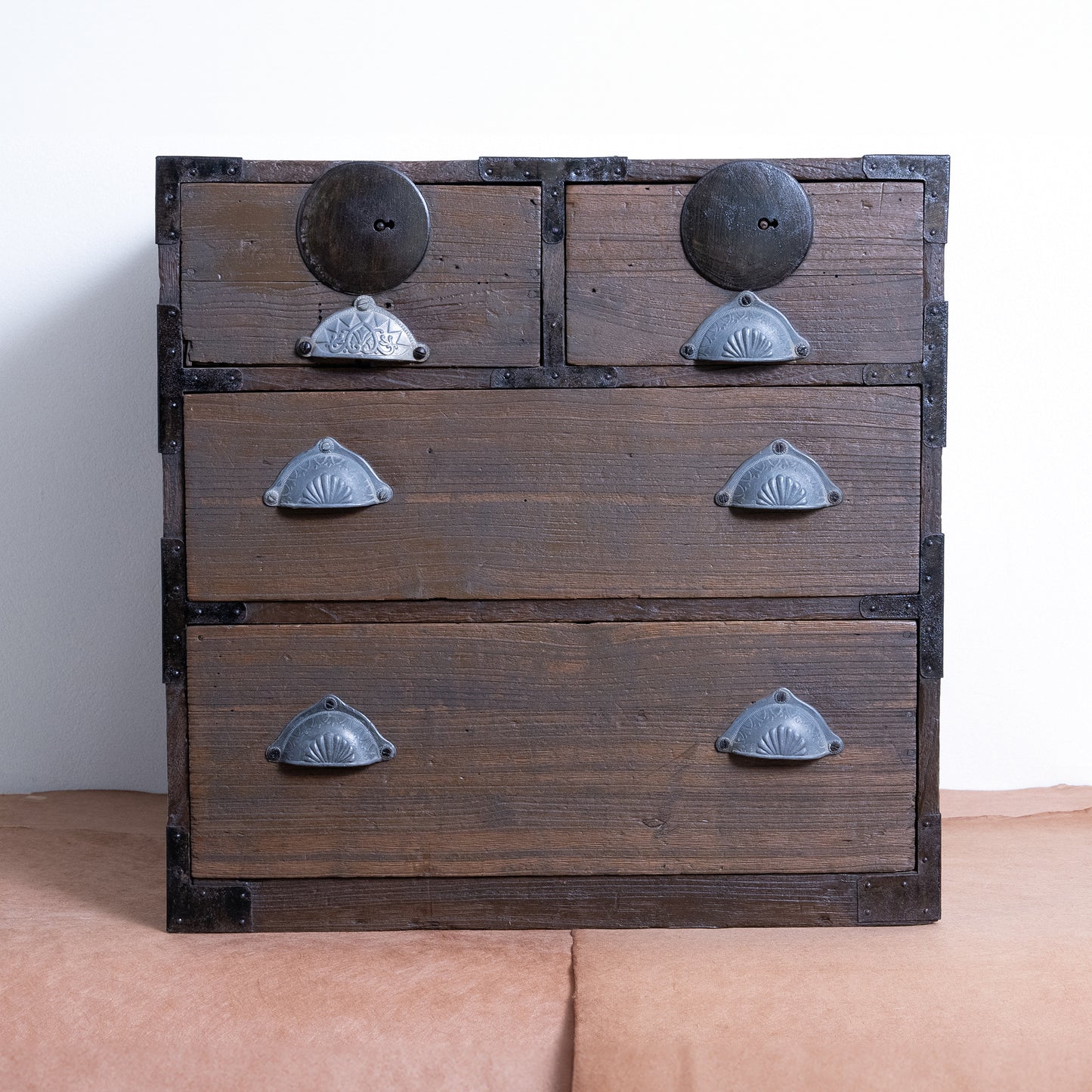 Japanese Antique Drawer with 3 tiers. (Hikidashi) NIPPONDO