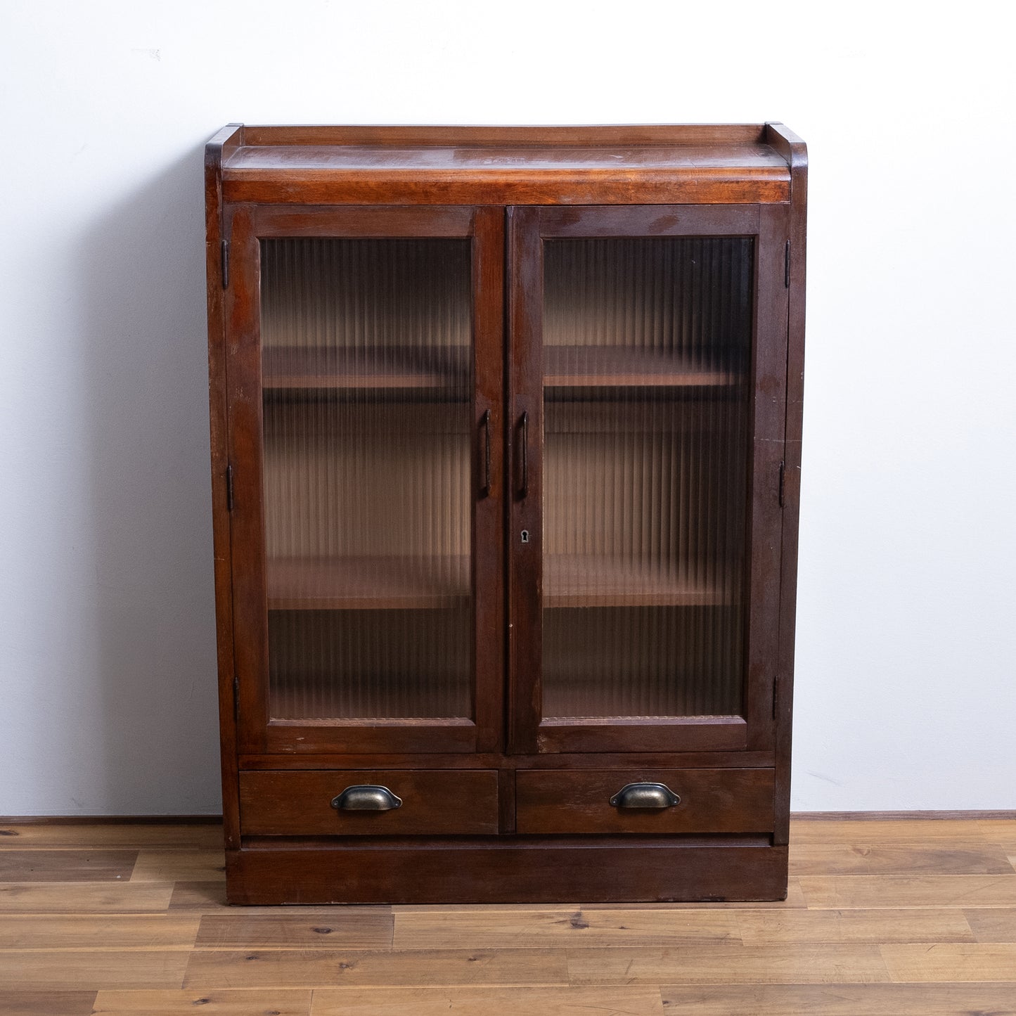 Japanese Antique Ribbed Glass Cabinet (Grasu Tana) NIPPONDO