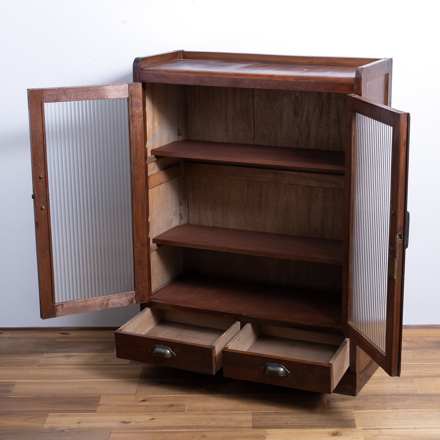 Japanese Antique Ribbed Glass Cabinet (Grasu Tana) NIPPONDO