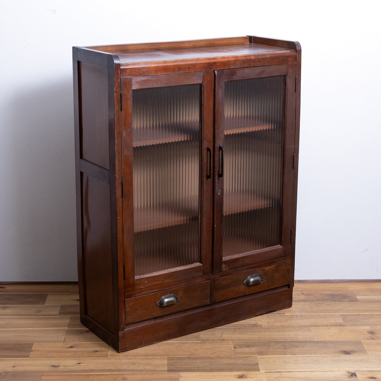Japanese Antique Ribbed Glass Cabinet (Grasu Tana) NIPPONDO