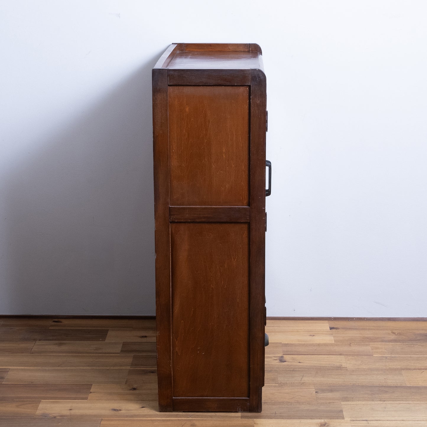 Japanese Antique Ribbed Glass Cabinet (Grasu Tana) NIPPONDO