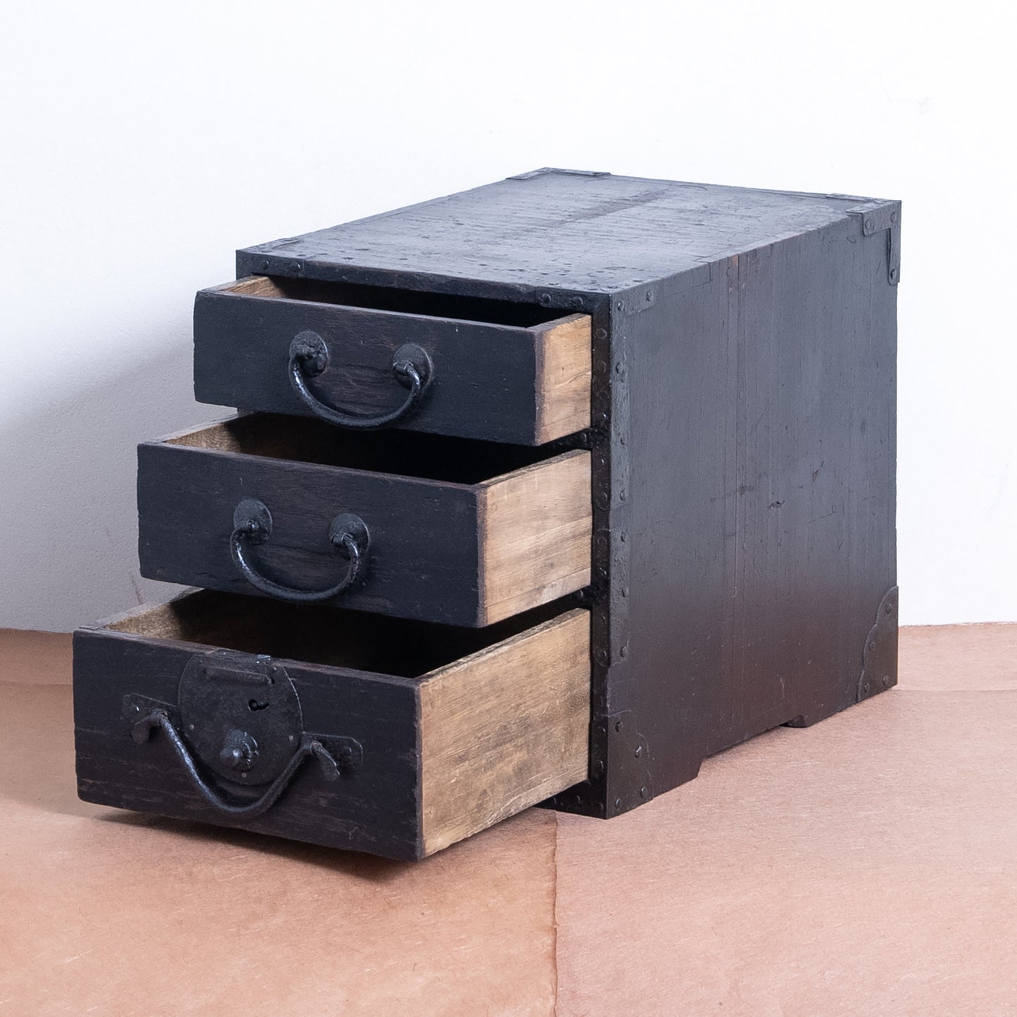 Japanese Antique Small Drawer (Kohikidashi) NIPPONDO