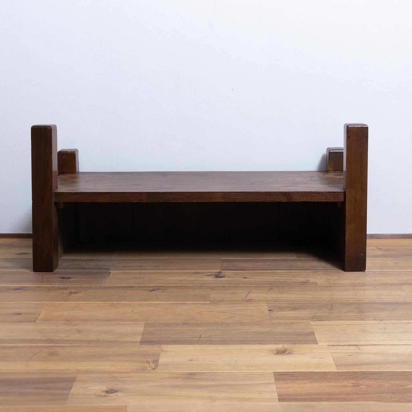 Japanese Antique Display Shelf (Okiyuka) NIPPONDO