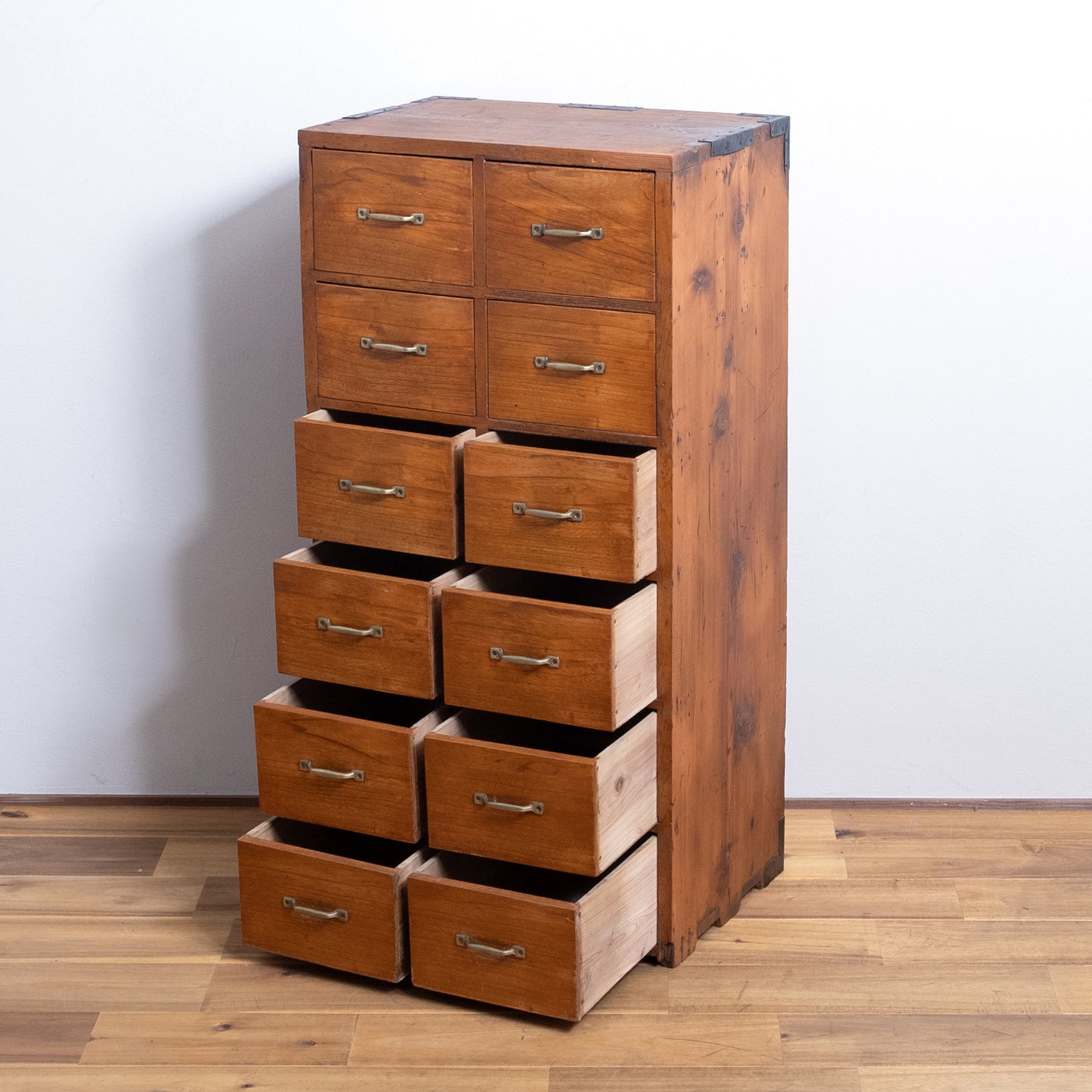 Japanese Antique Drawer (12hi kohikidashi) NIPPONDO
