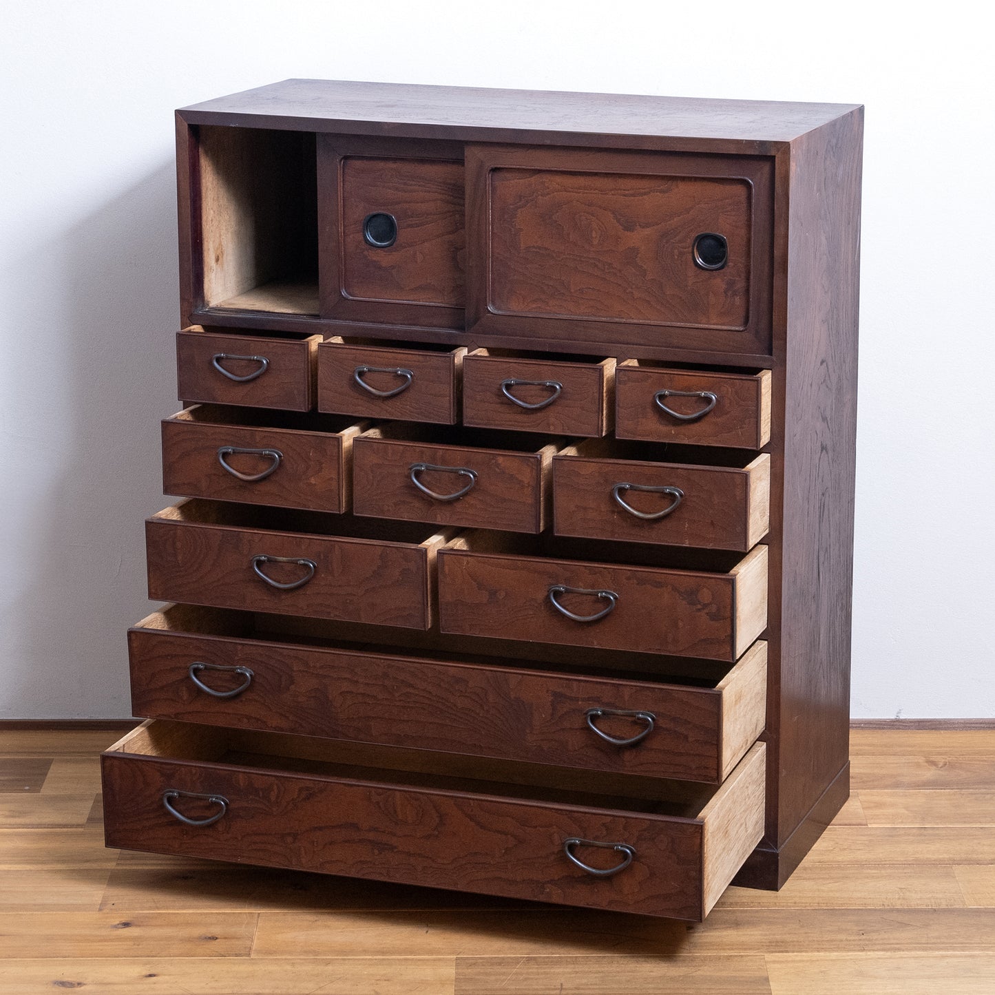 Japanese Antique Room Chest (Hikidashi Tansu) NIPPONDO