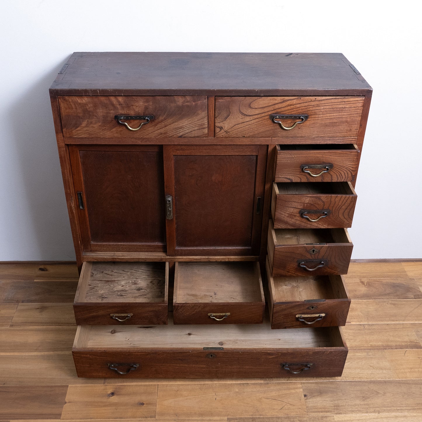 Japanese Antique Room Chest (Heya Todana) NIPPONDO