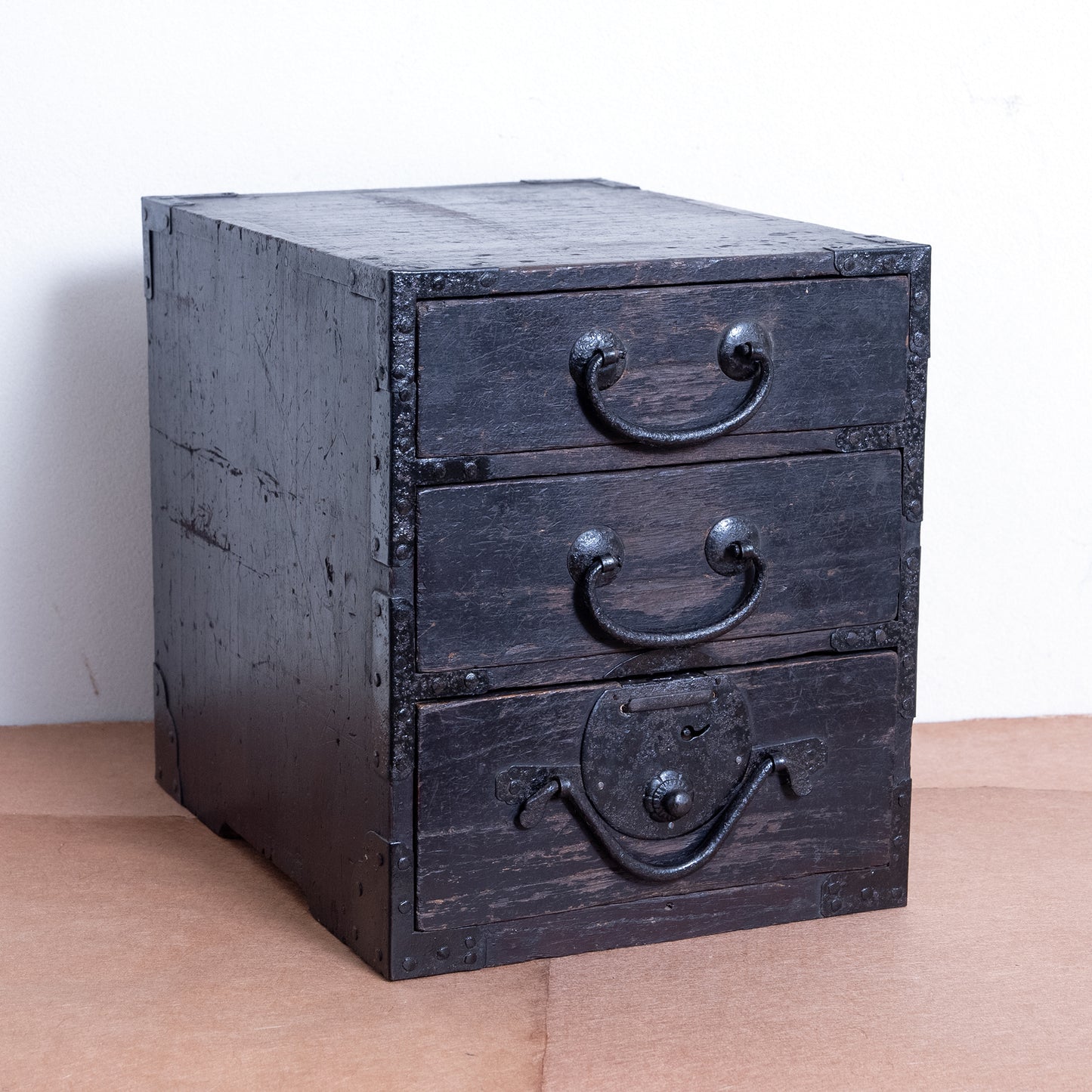 Japanese Antique Small Drawer (Kohikidashi)  NIPPONDO