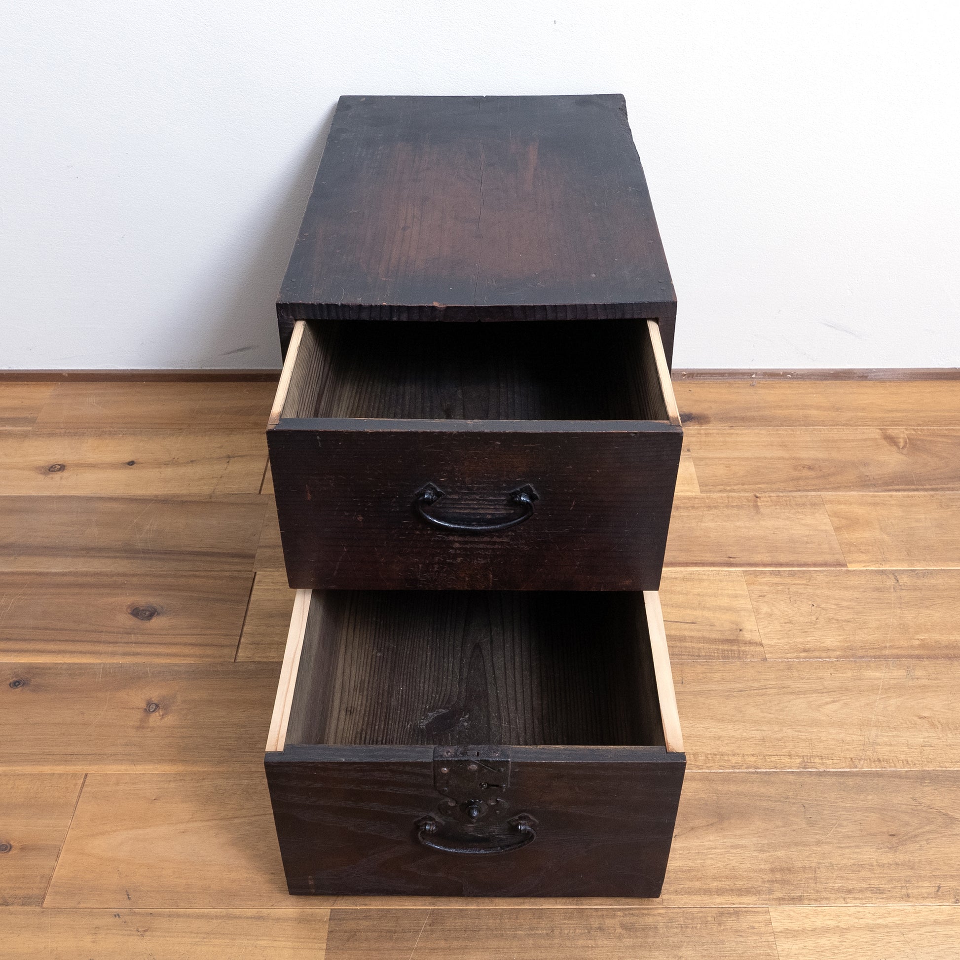 Japanese Antique Small Drawer (Kohikidashi)  NIPPONDO