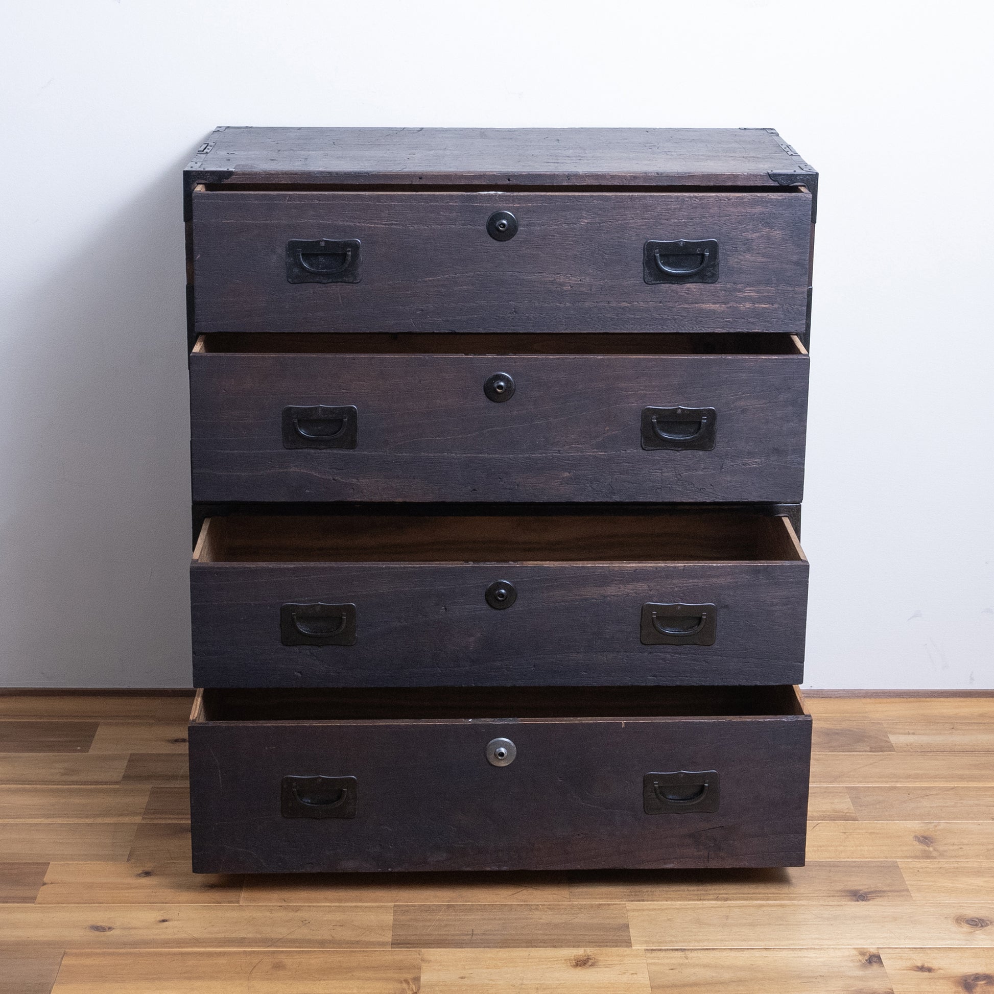 Japanese Antique Room Chest (Heya Tansu)  NIPPONDO