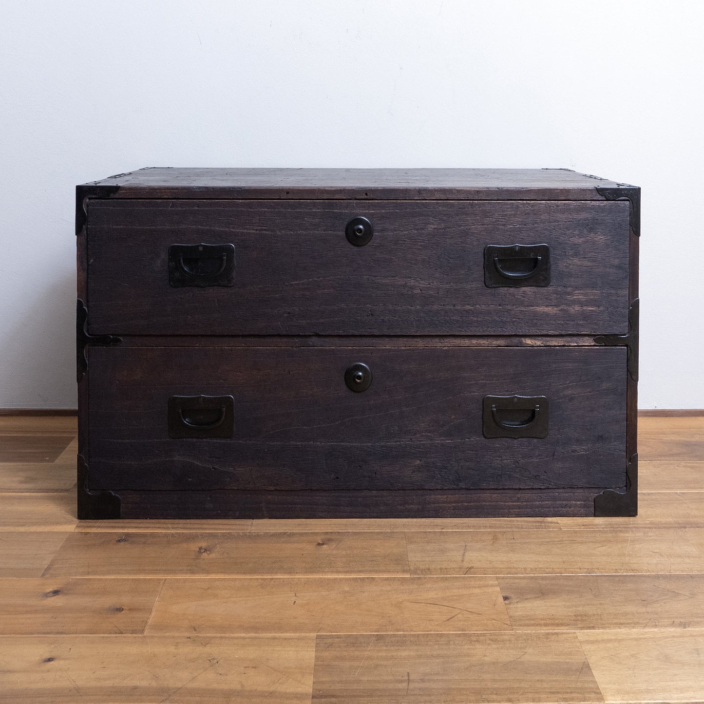 Japanese Antique Room Chest (Heya Tansu)  NIPPONDO