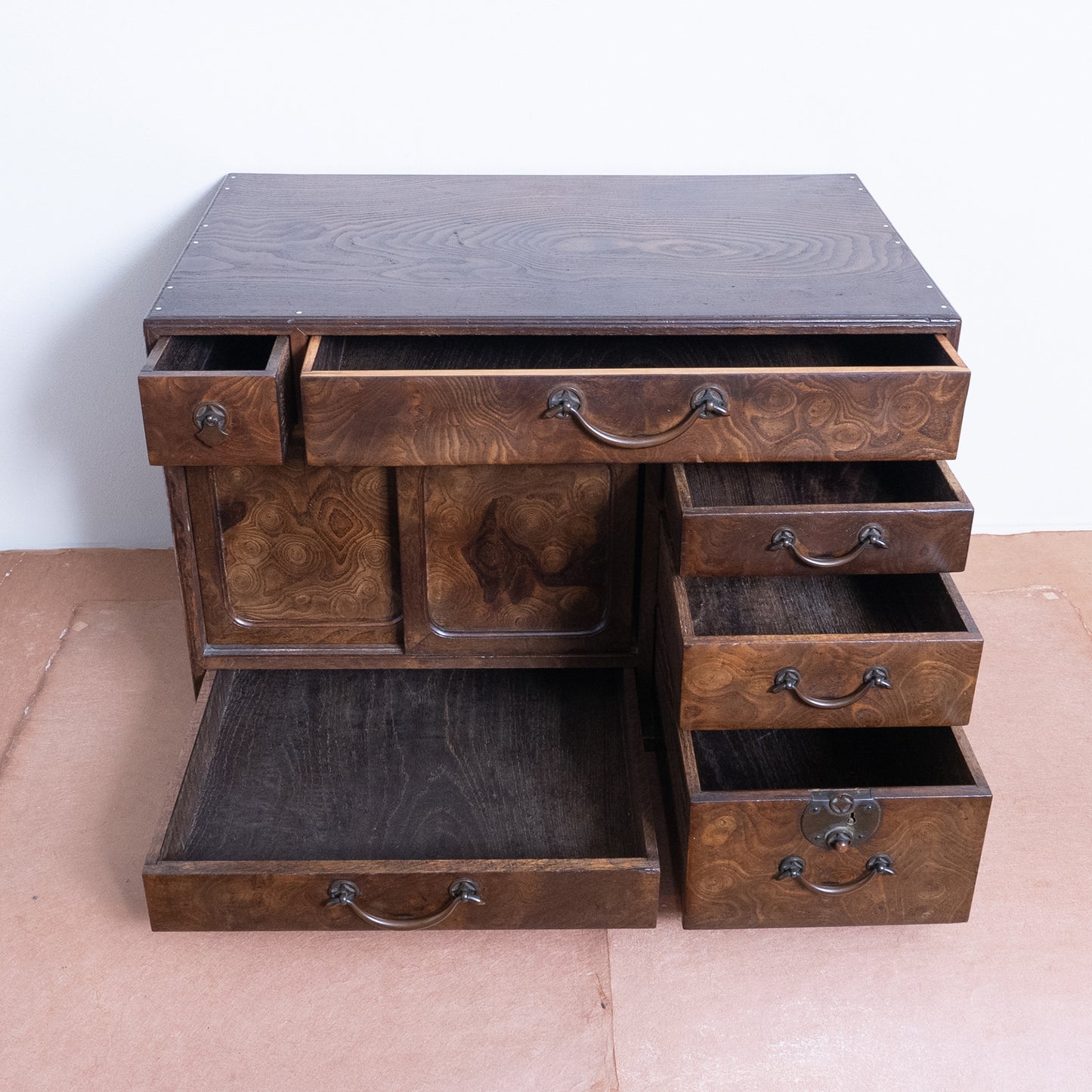 Japanese Antique The Zelkova Wood Grain Miniature Chest (Keyaki Tama-moku Tansu)  NIPPONDO