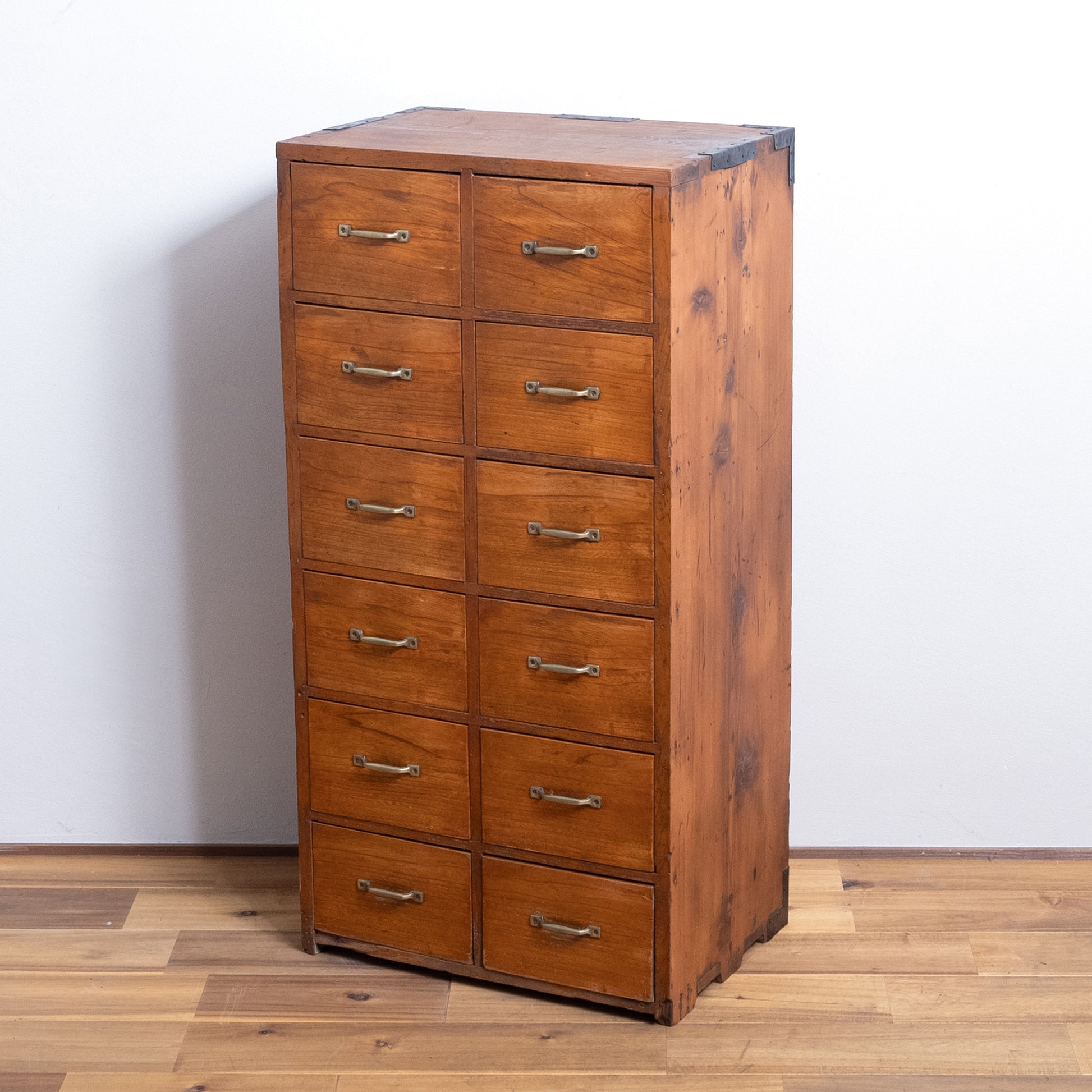 Japanese Antique Drawer (12hi kohikidashi)  NIPPONDO