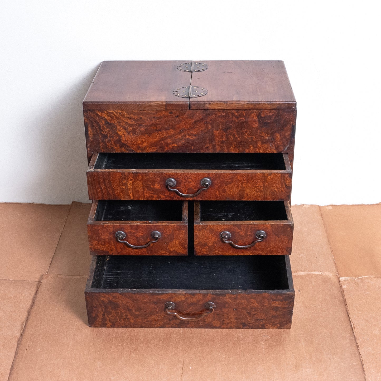 Japanese Antique Sewing Box (Saihoubako)  NIPPONDO