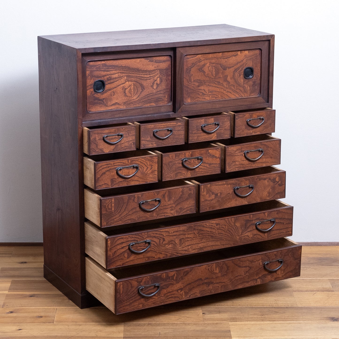 Japanese Antique Room Chest (Hikidashi Tansu)  NIPPONDO